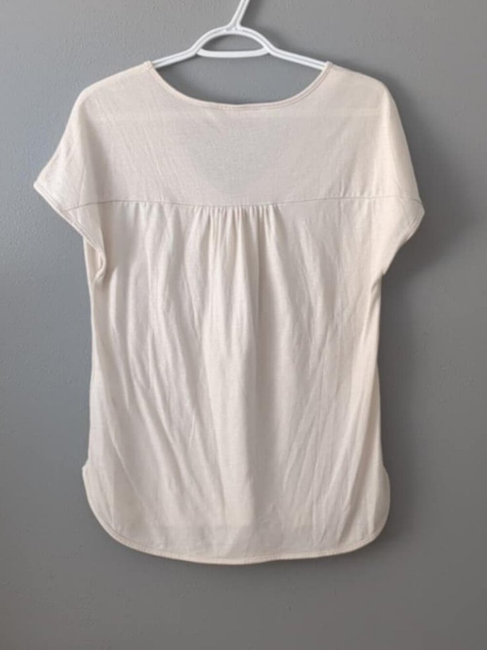 V neck Tee - Picture 3 of 4